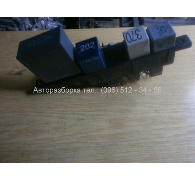 Блок реле 8L0941822 VW PASSAT B5 PLUS (1998-2005) 8L0941822