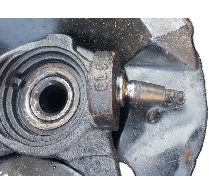 Кулак поворотный передний левый HONDA CR-V 2 2002-2006 51215SCA981