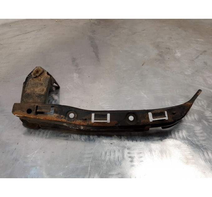 кронштейн передней фары левой HONDA CR-V (2002-2006) 71145SKNE00