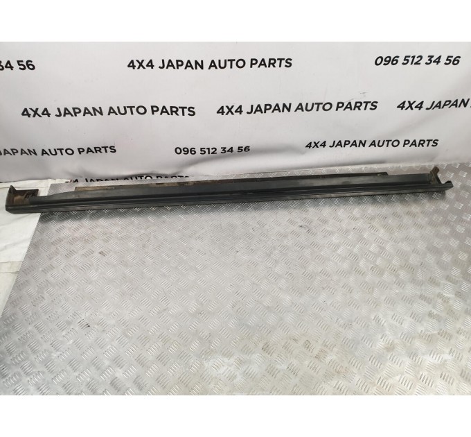 накладка порога права HONDA CR-V (2002-2006) 71800S9A000