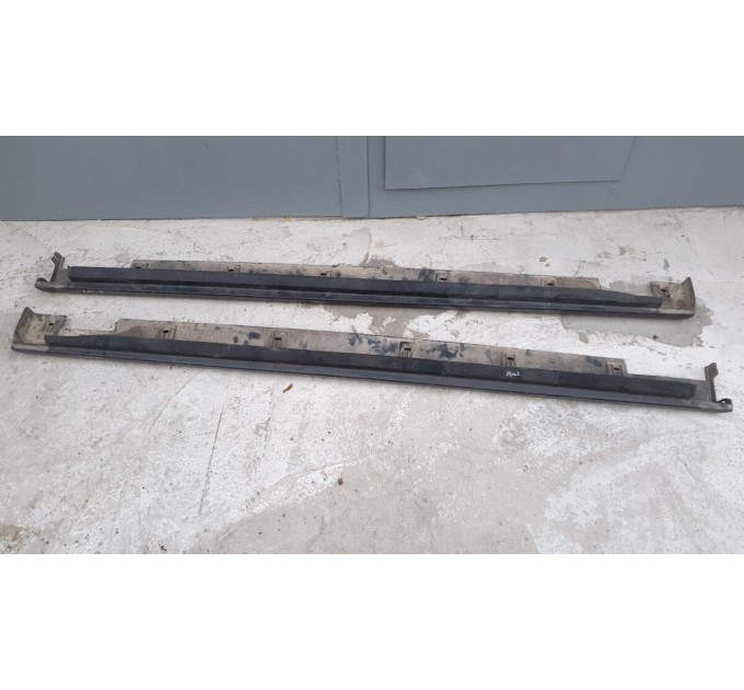 накладка порога права HONDA CR-V (2002-2006) 71800S9A000