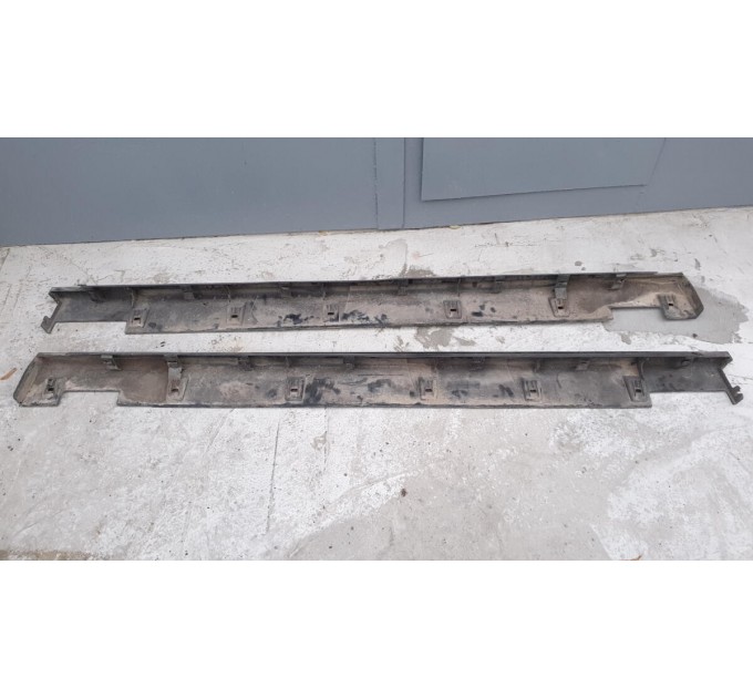накладка порога права HONDA CR-V (2002-2006) 71800S9A000