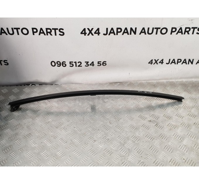 Напрямне скло вертикальне задне правое HONDA CR-V (2002-2006) 72731S9A003