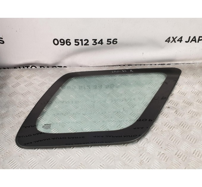 скло кузовне праве з ущільнювачем HONDA CR-V (2002-2006) 73511SCA003